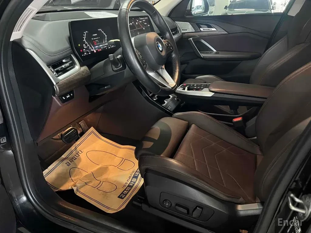 BMW X1 20i* HARMON* KARDON* ХЕДЪП* 360КАМЕРА* , снимка 14 - Автомобили и джипове - 56181663
