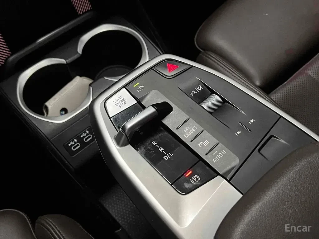 BMW X1 20i* HARMON* KARDON* ХЕДЪП* 360КАМЕРА* , снимка 11 - Автомобили и джипове - 56181663