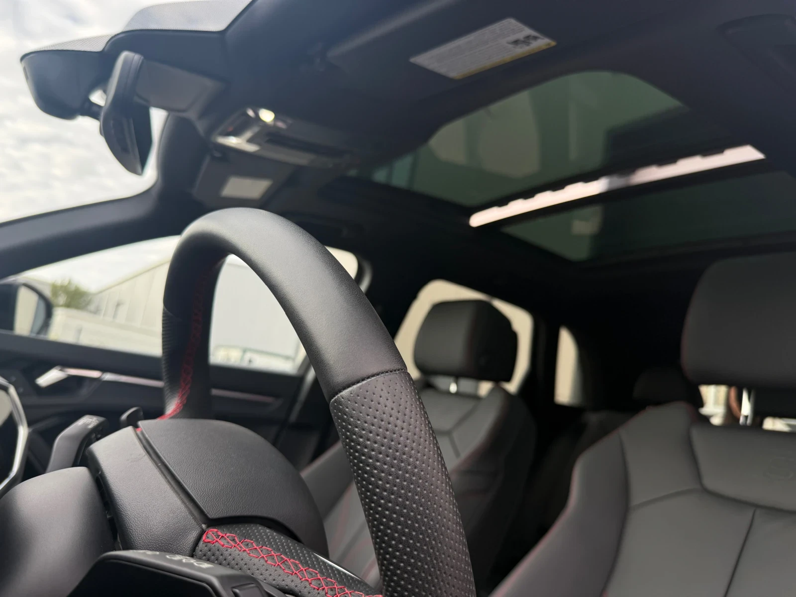 Audi Q3 TFSI S-Line, снимка 10 - Автомобили и джипове - 56686350