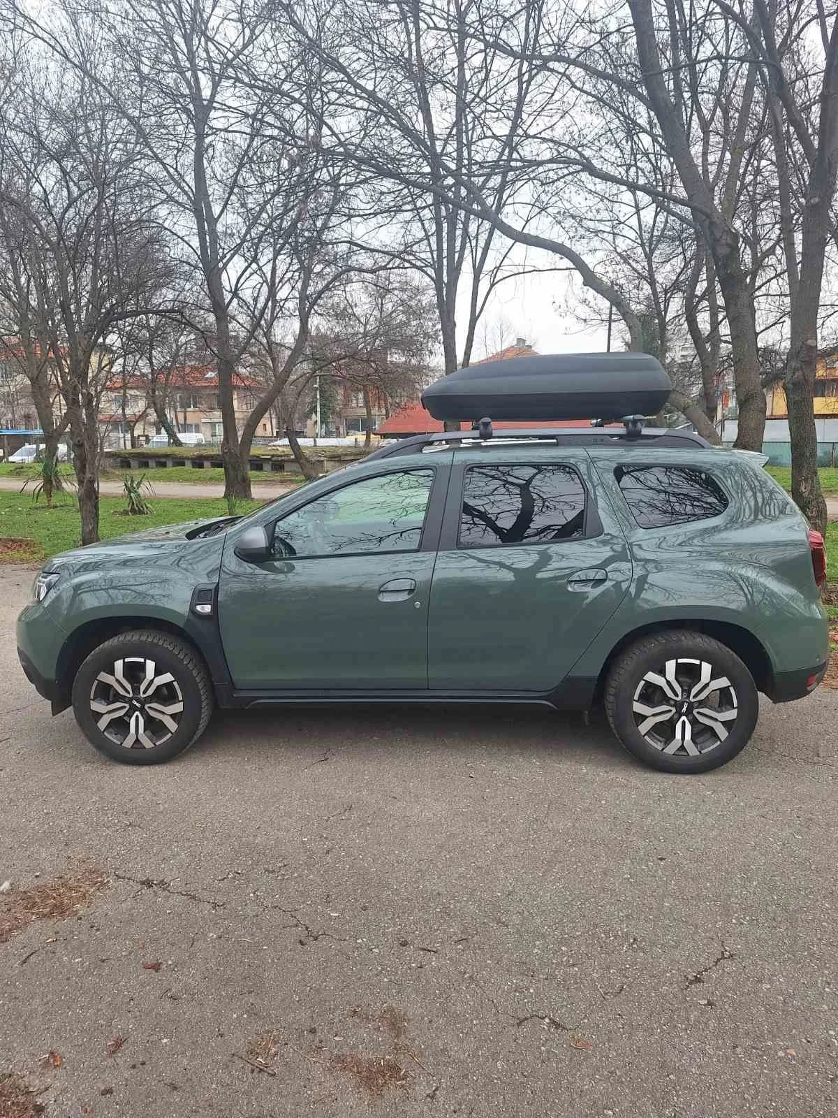 Dacia Duster, снимка 2 - Автомобили и джипове - 56686648