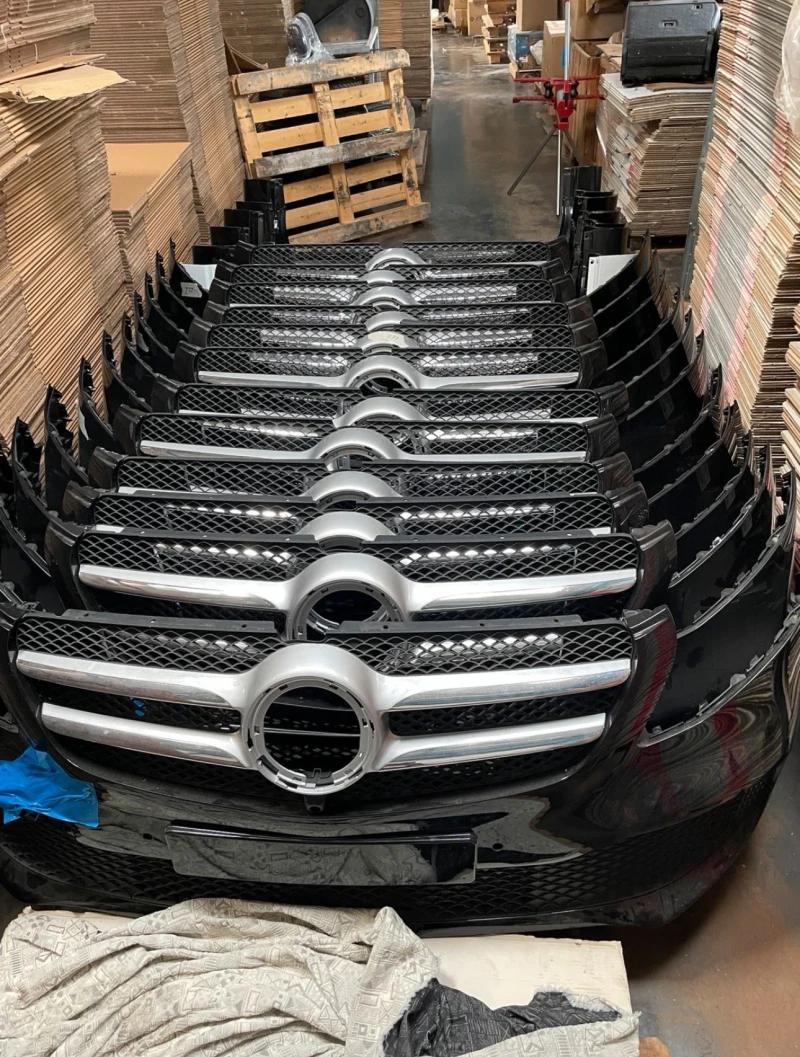 Mercedes-Benz V 250, снимка 4 - Бусове и автобуси - 52385879