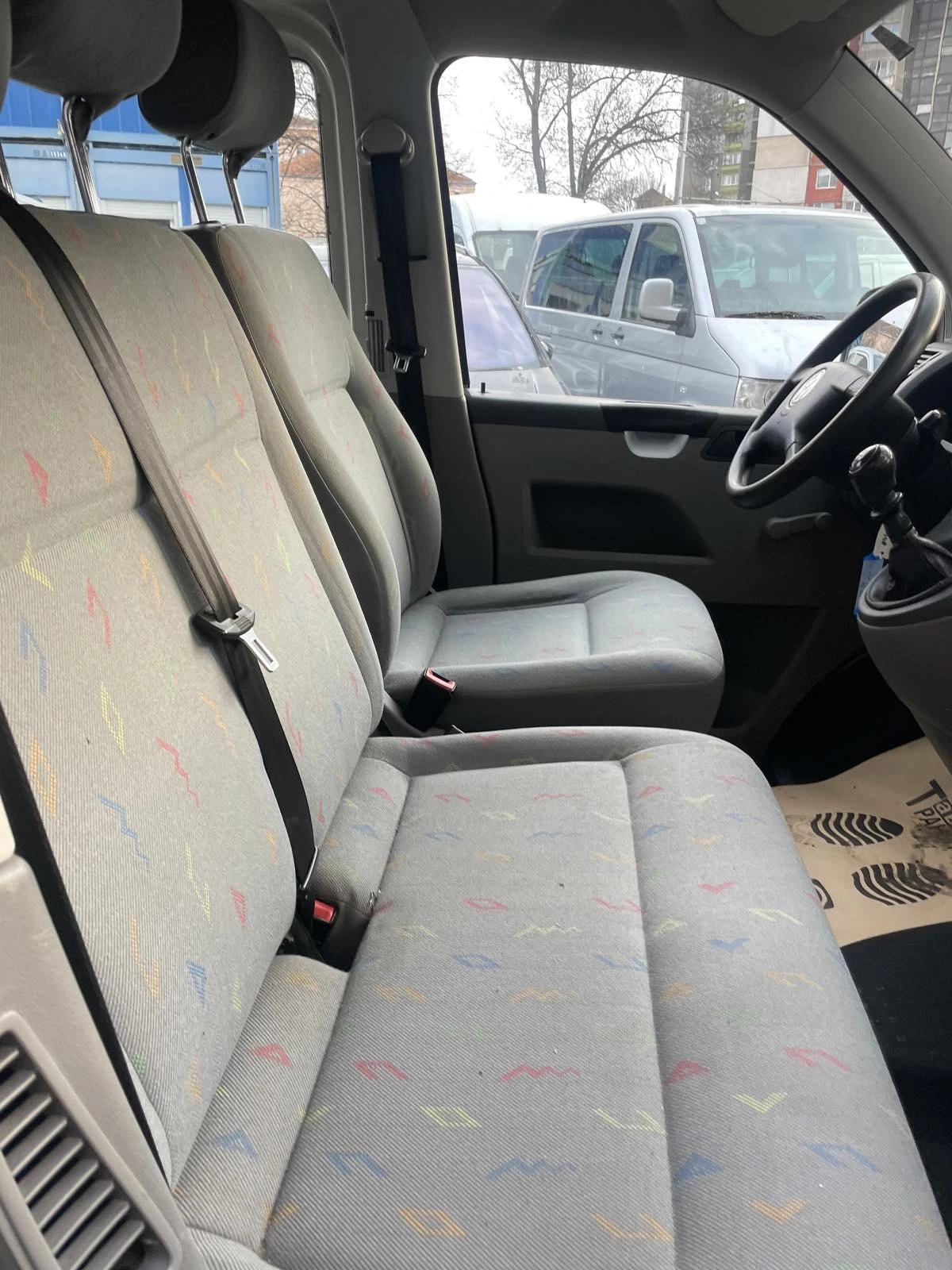 VW Transporter T5 - 1.9TDi - изображение 8