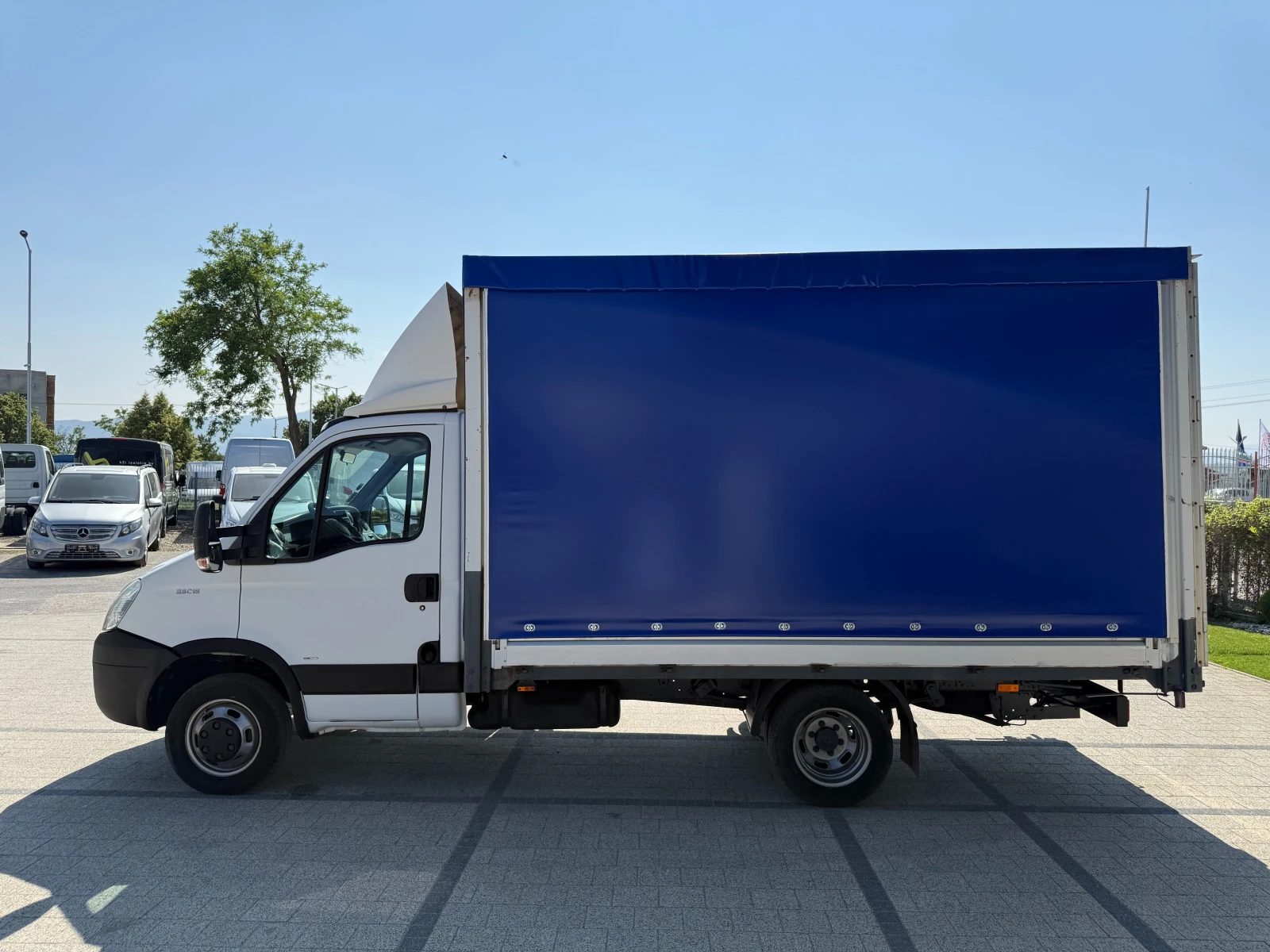 Iveco Daily 35C15 3.0HPI до 3.5т. 2-щори Климатроник - изображение 4