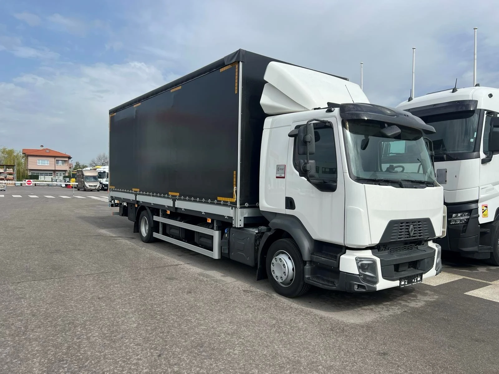 Renault D | Mobile.bg   1