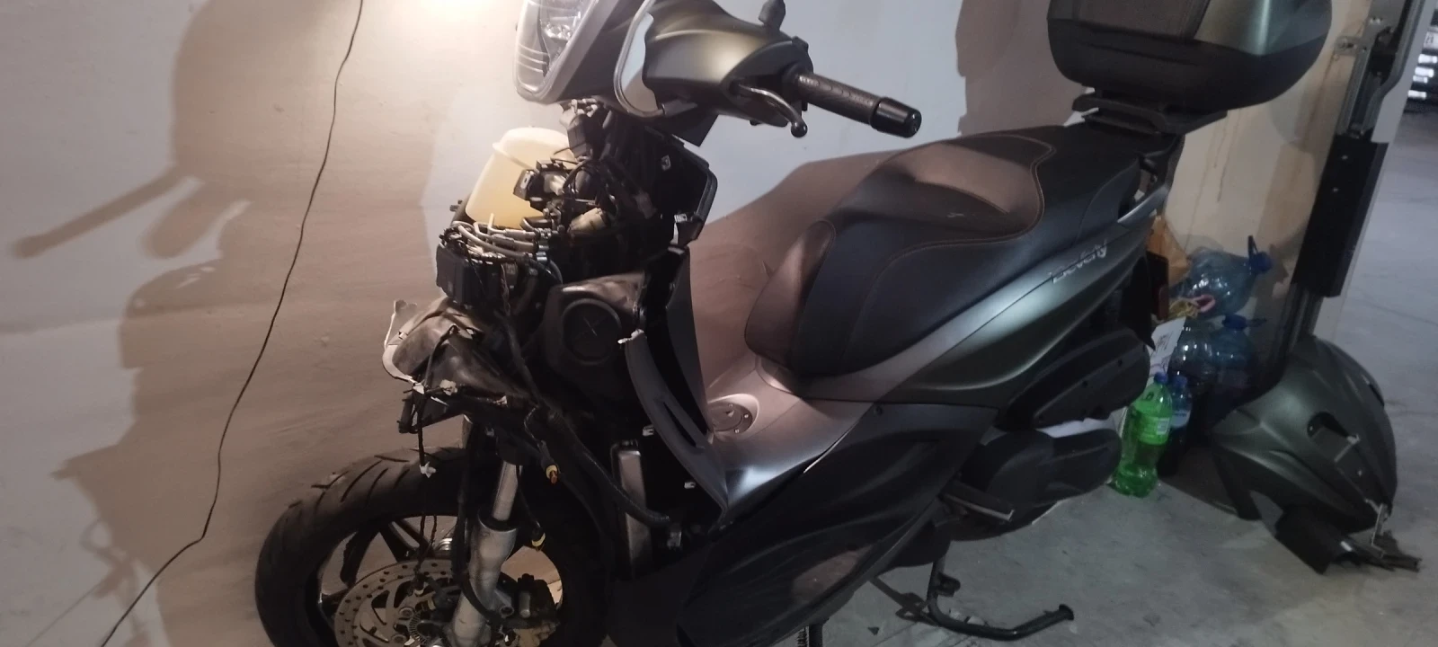 Piaggio Beverly 350 скутерът е на 13000 км !!! - изображение 7
