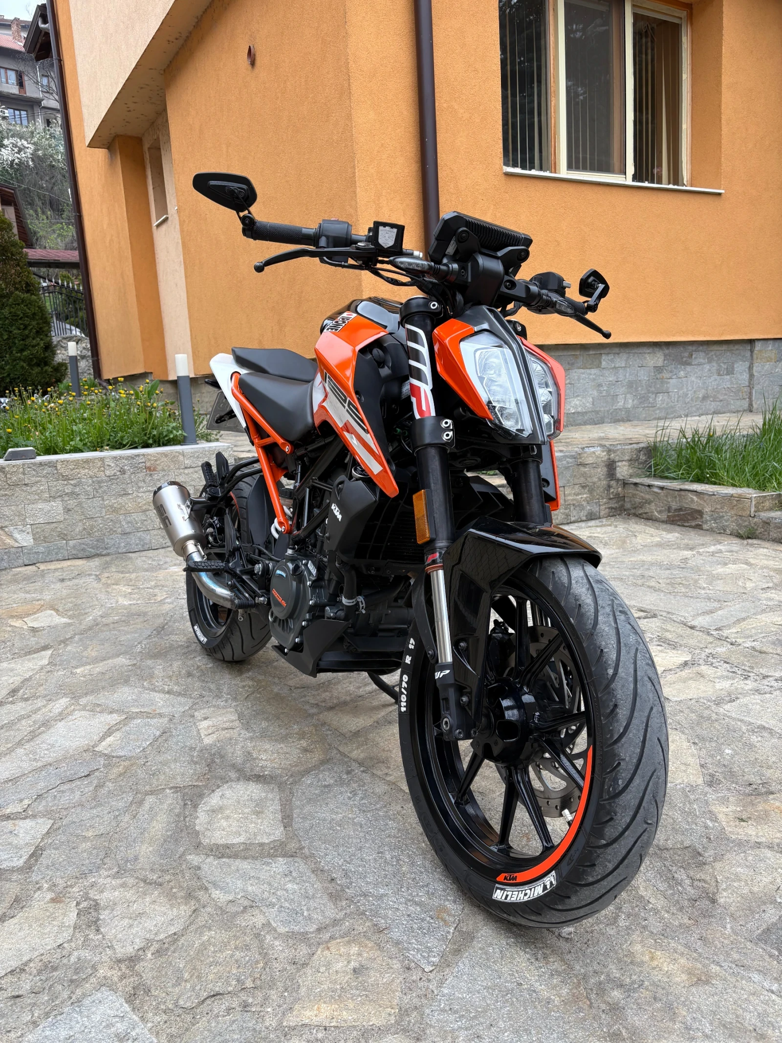 Ktm Duke