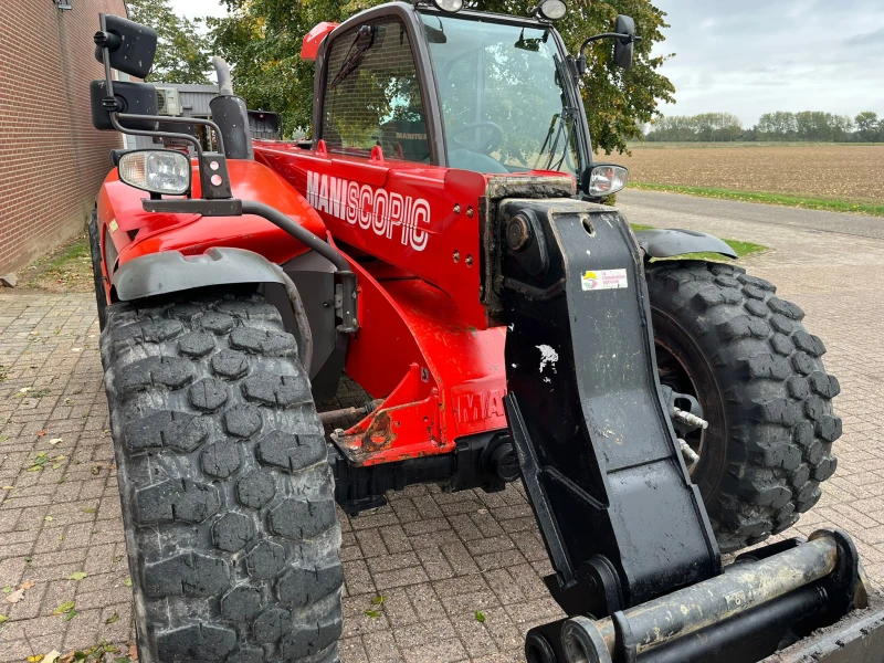 Телескопичен товарач Manitou MLT 742, снимка 10 - Селскостопанска техника - 52505398