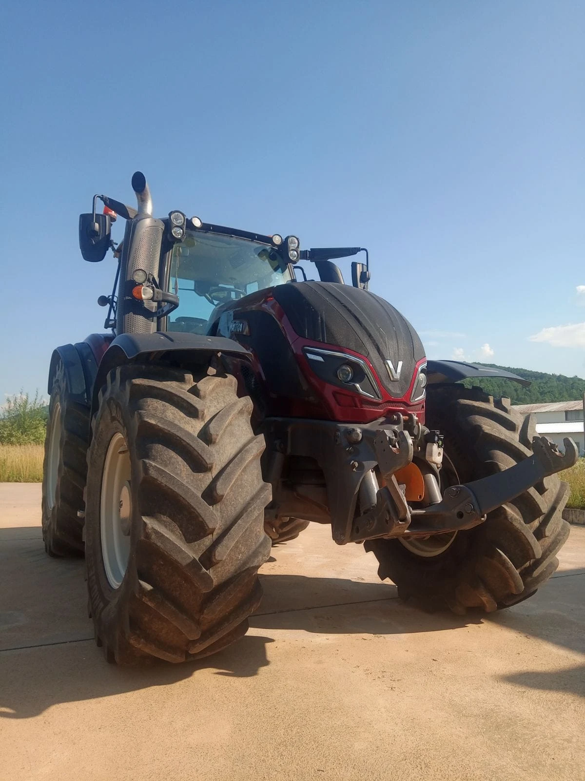 Трактор Valtra T254H  - изображение 3