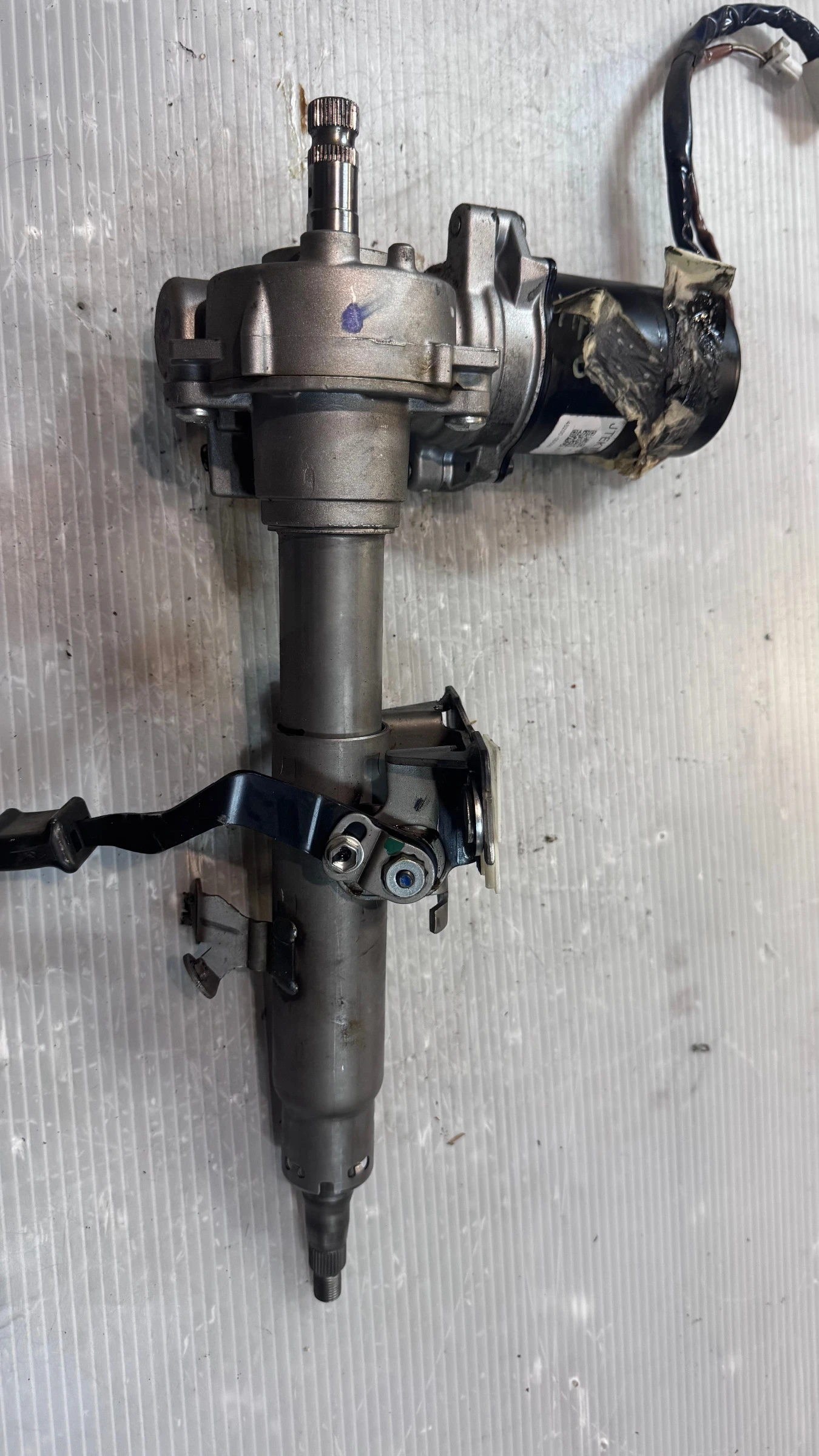    /       Toyota Yaris - 45200-0D092 / A22-02600-1/F8-7 | Mobile.bg   1