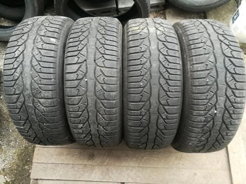 Гуми Зимни 225/55R16, снимка 8 - Гуми и джанти - 20430607