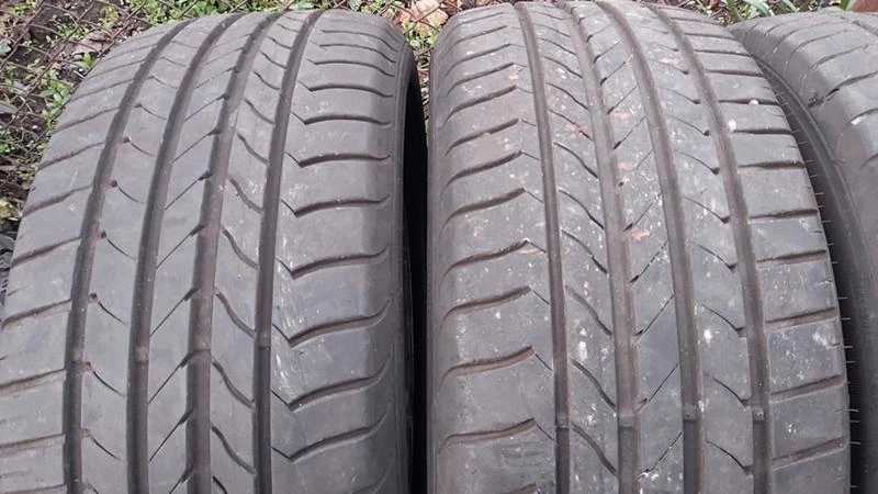 Гуми Летни 215/50R17, снимка 3 - Гуми и джанти - 27512622