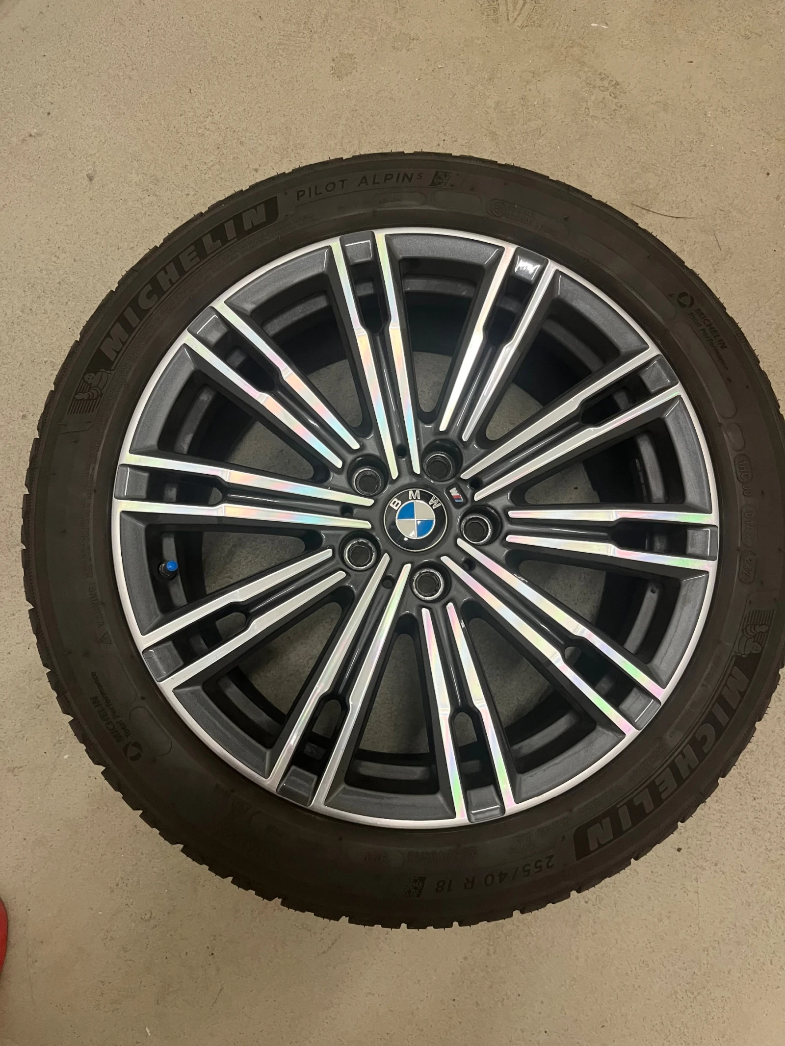 Гуми с джанти Michelin 225/40R18