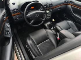 Toyota Avensis FACE LIFT-2.0D4D-126кс-6 скорости-КОЖА-КЛИМАТРОНИК, снимка 10