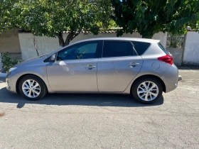 Toyota Auris 2.0 D4D - изображение 1
