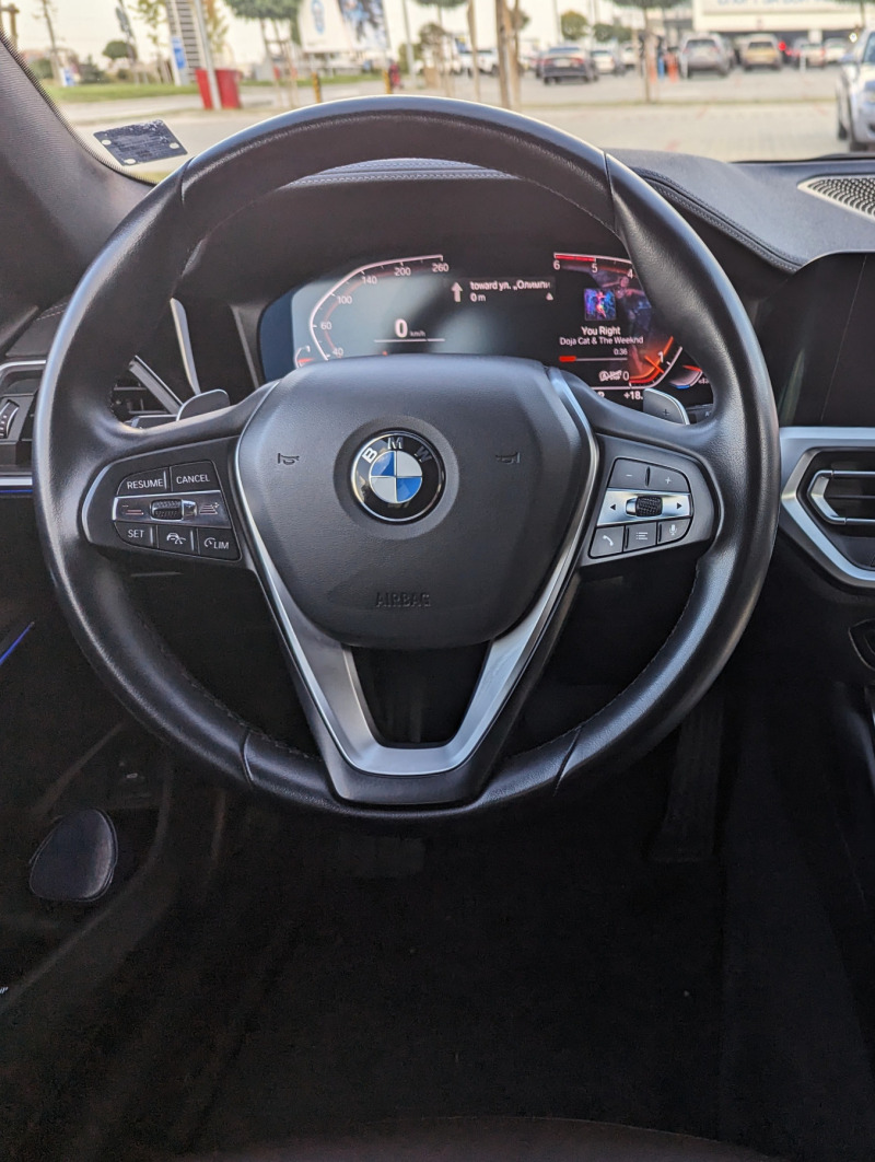 BMW 320 D Luxury Line, снимка 11 - Автомобили и джипове - 46071178