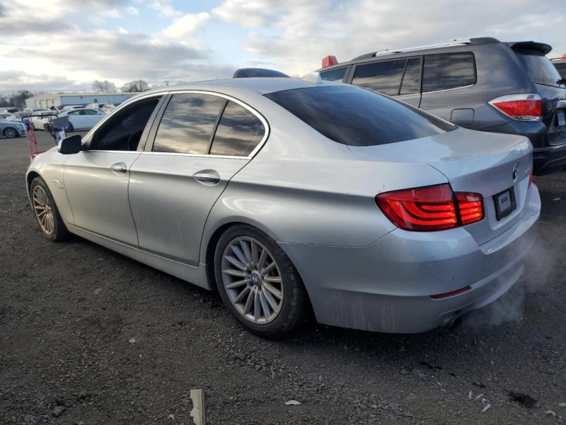 BMW 535 XI* КОЖА* NAVI, снимка 2 - Автомобили и джипове - 48756737