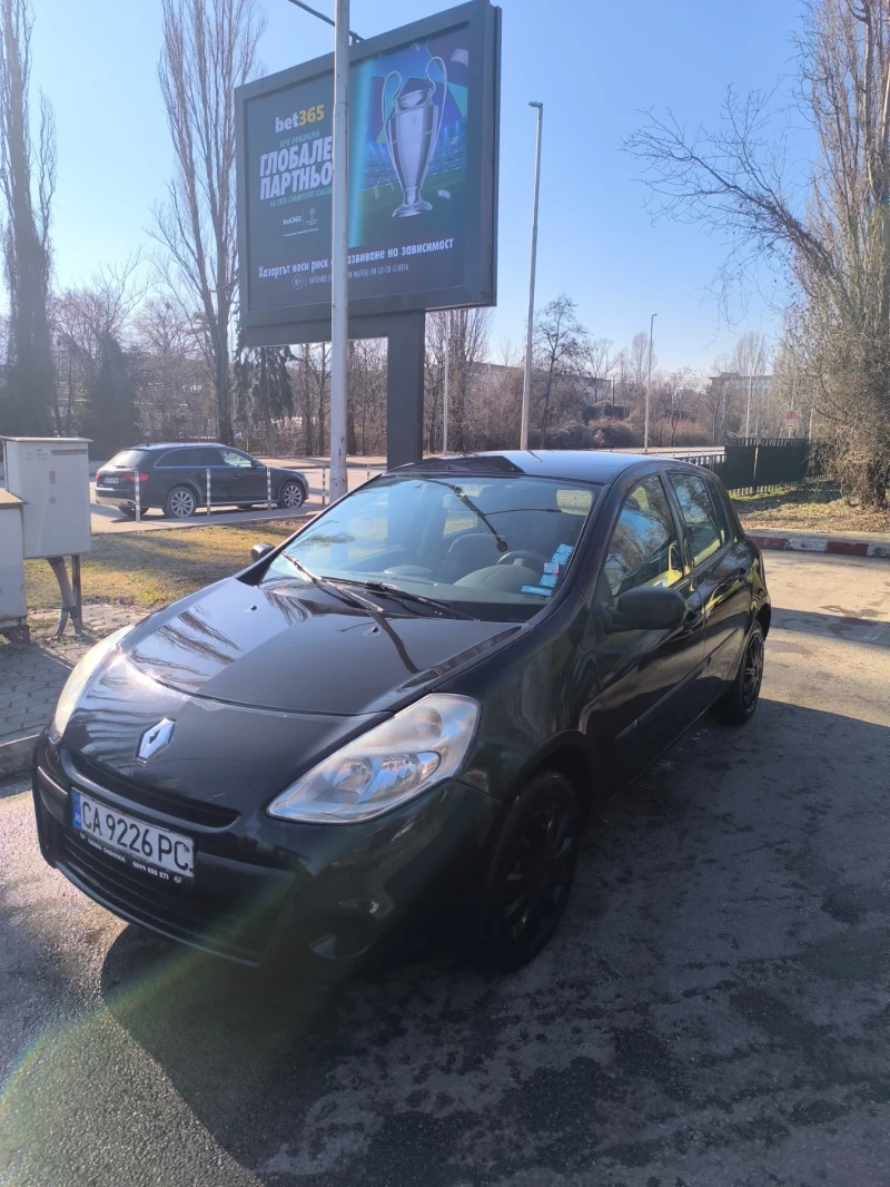 Renault Clio 1.5d, снимка 1 - Автомобили и джипове - 49014101