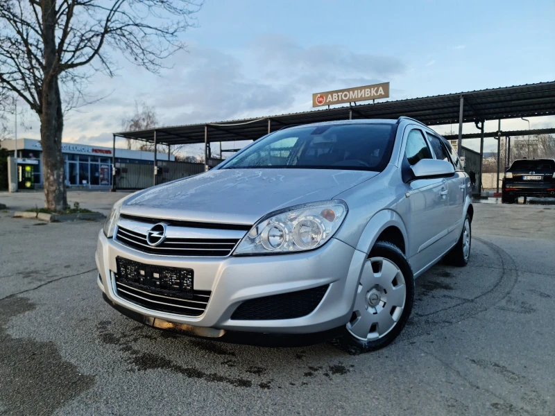 Opel Astra УНИКАТ, снимка 1 - Автомобили и джипове - 49249223