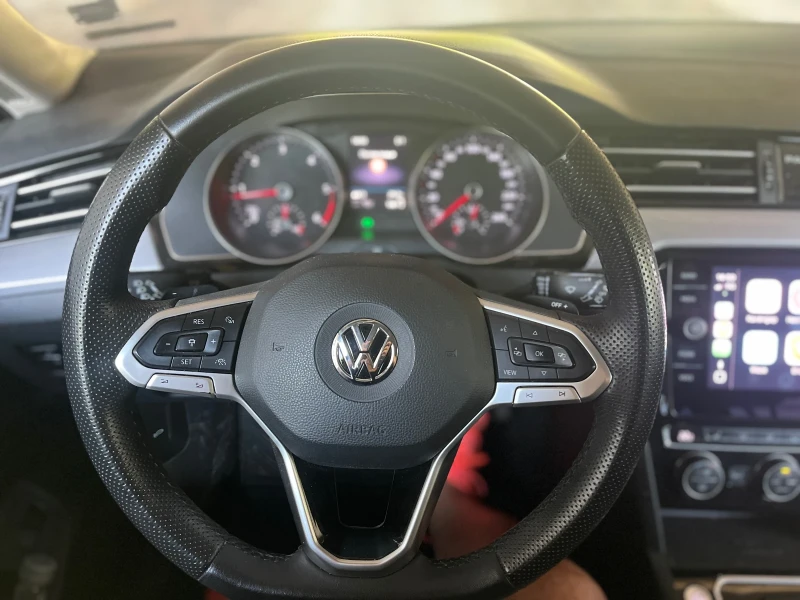 VW Passat 2.0 tdi-150ks-АВТОМАТ-ДИСТРОНИК, снимка 10 - Автомобили и джипове - 51558784