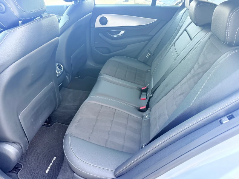Mercedes-Benz E 350 3.0cdi* AMG* 4Matik* Digital* UNIKAT* , снимка 8 - Автомобили и джипове - 51612871