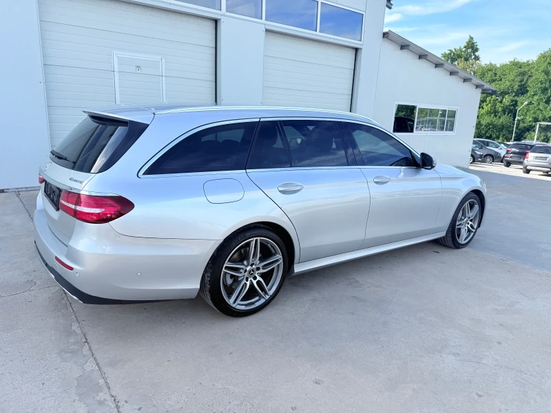 Mercedes-Benz E 350 3.0cdi* AMG* 4Matik* Digital* UNIKAT* , снимка 14 - Автомобили и джипове - 51612871