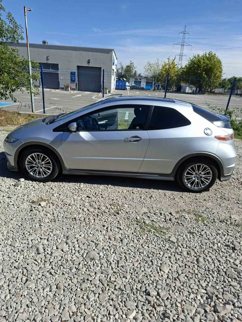 Honda Civic, снимка 2 - Автомобили и джипове - 52812740