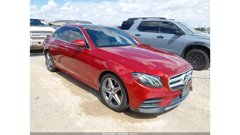 Mercedes-Benz E 300, снимка 3 - Автомобили и джипове - 52643311