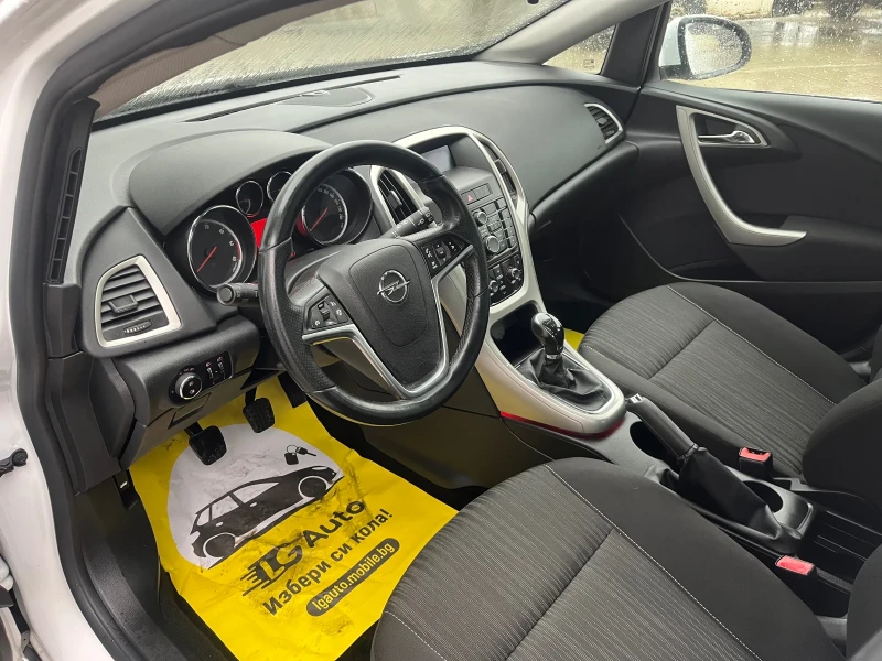 Opel Astra 1.3cdti, снимка 10 - Автомобили и джипове - 52989163