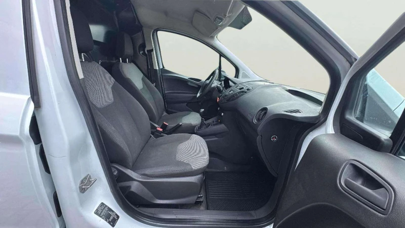 Ford Courier 1.5 TDCi, снимка 11 - Автомобили и джипове - 53515262