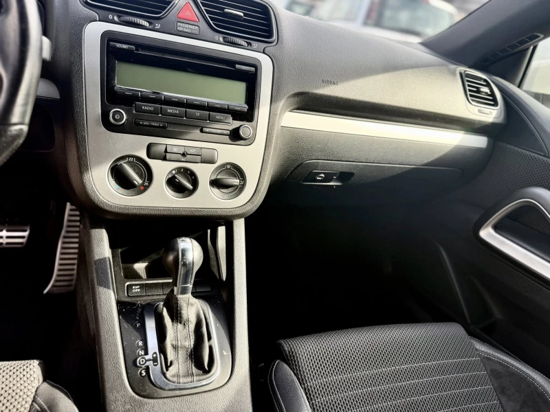 VW Scirocco 1.4 АВТОМАТИК, снимка 11 - Автомобили и джипове - 53563242