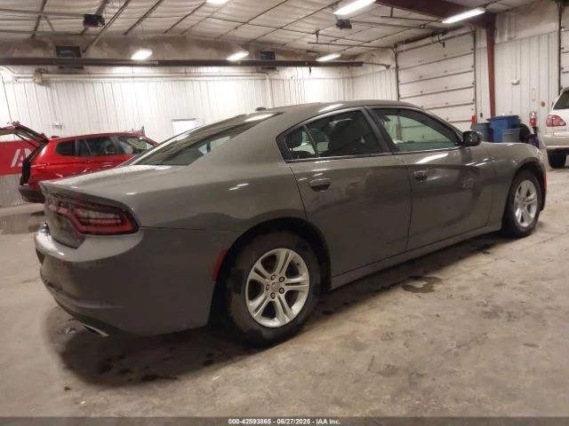 Dodge Charger SXT RWD - изображение 4