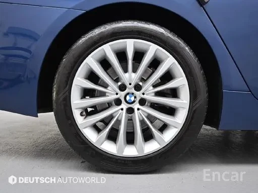 BMW 530 xDrive Luxury | HUD | Кожа | Подгрев | Обдухване, снимка 6 - Автомобили и джипове - 54680932
