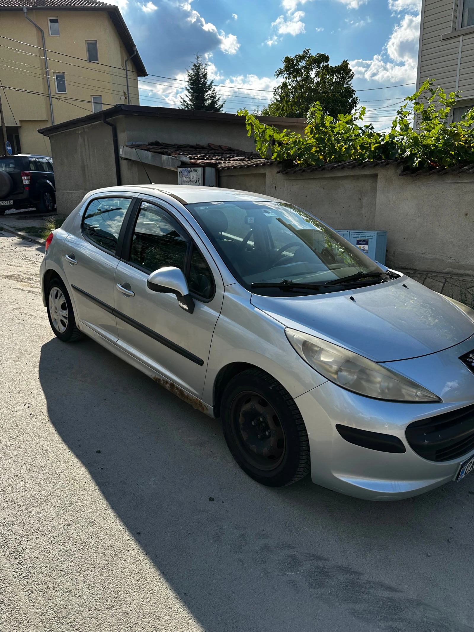 Peugeot 207 1.4 HDI - изображение 2