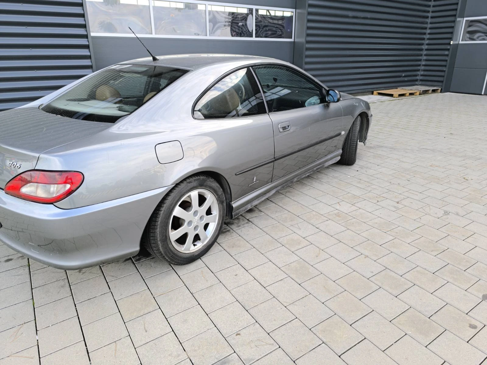 Peugeot 406 Coupe 2.2 HDI  - изображение 9