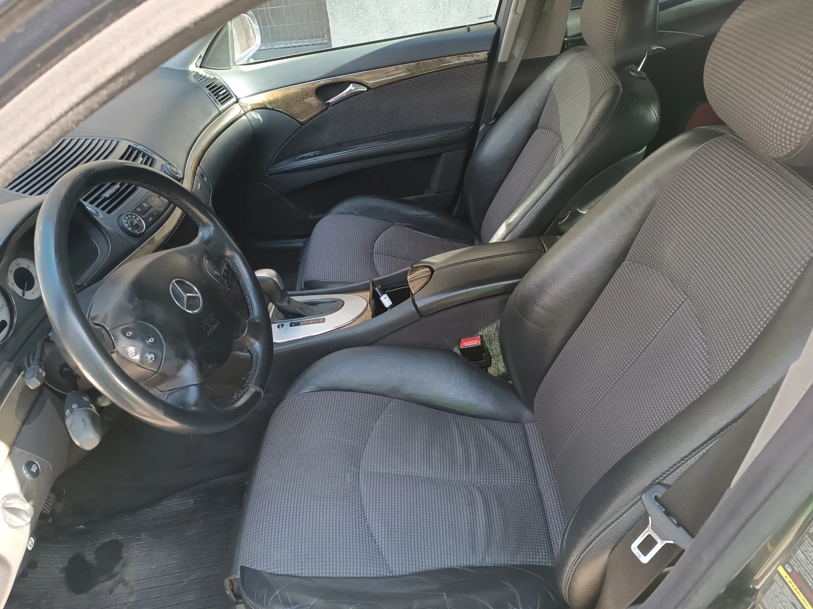 Mercedes-Benz E 320 CDI - изображение 5