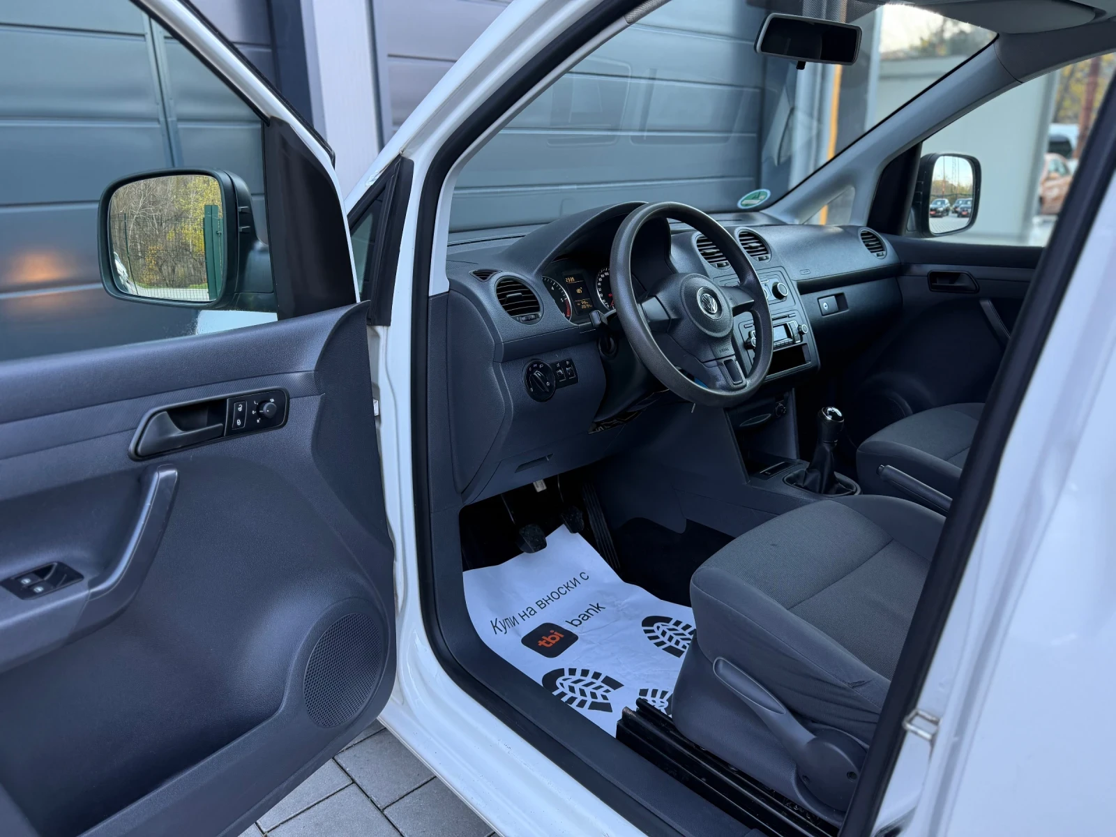 VW Caddy 1.6TDI MAXI  | Mobile.bg   7