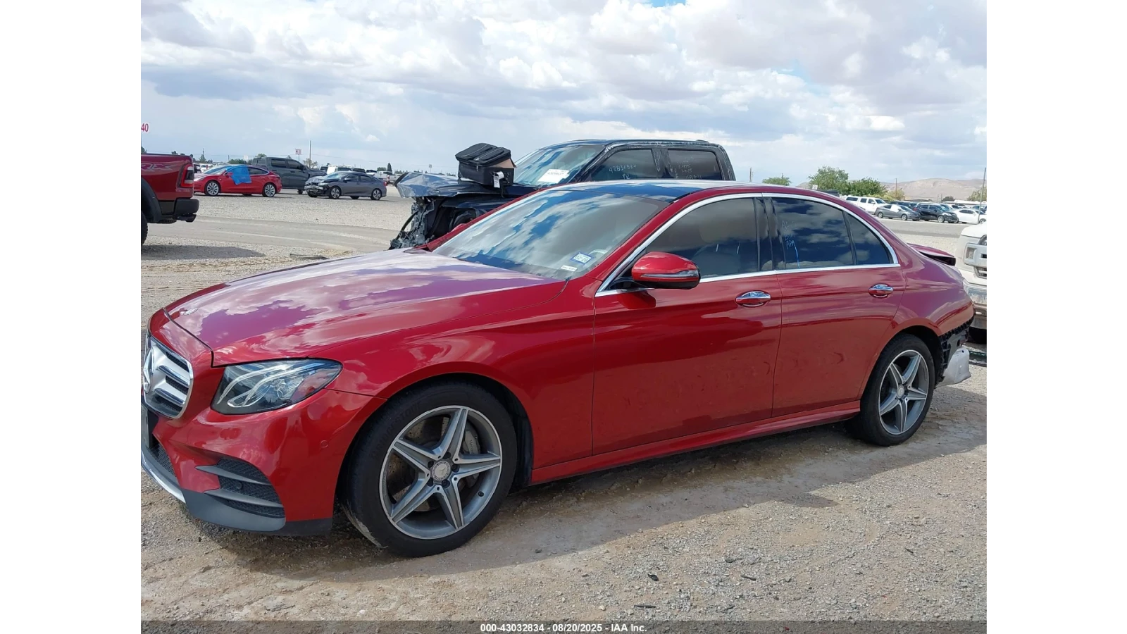 Mercedes-Benz E 300  - изображение 4