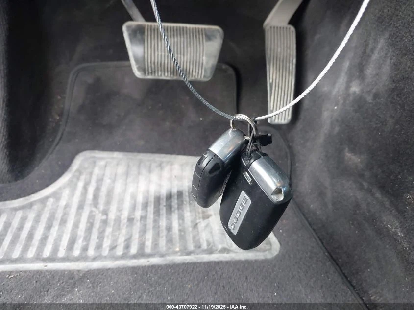 Dodge Challenger 3.6L V-6 DOHC, VVT, 305HP Rear Wheel Drive | Mobile.bg � ����������� 3