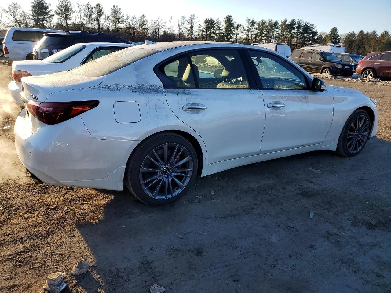 Infiniti Q50 3.0l Red Sport 400 - изображение 3