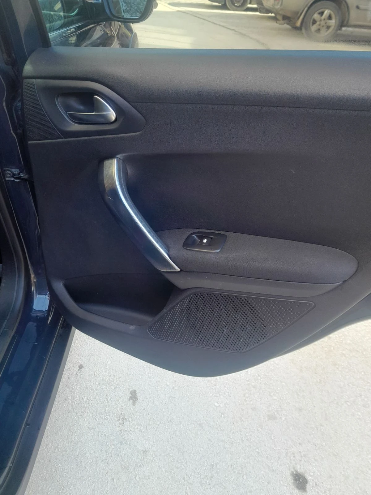 Peugeot 2008, снимка 11 - Автомобили и джипове - 54069427