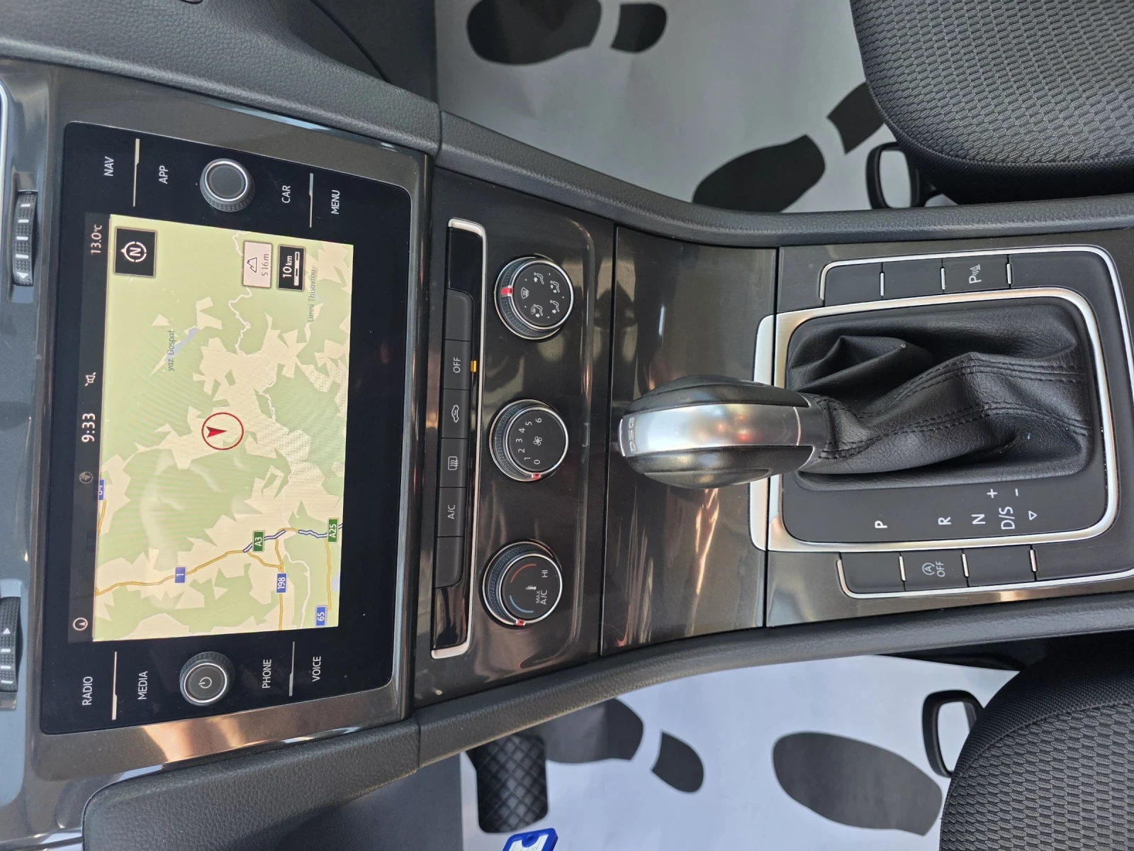 VW Golf Variant 1.6TDI Navi DSG Лизинг, снимка 14 - Автомобили и джипове - 54109284