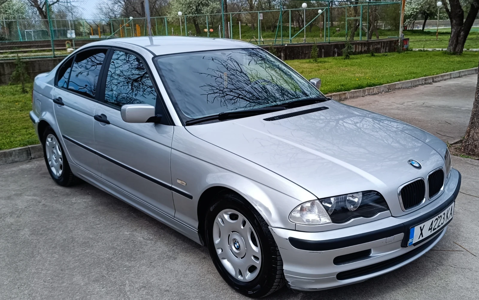 BMW 318  1.8 Бензин, 118 к.с. Димитровград , снимка 3 - Автомобили и джипове - 54198397