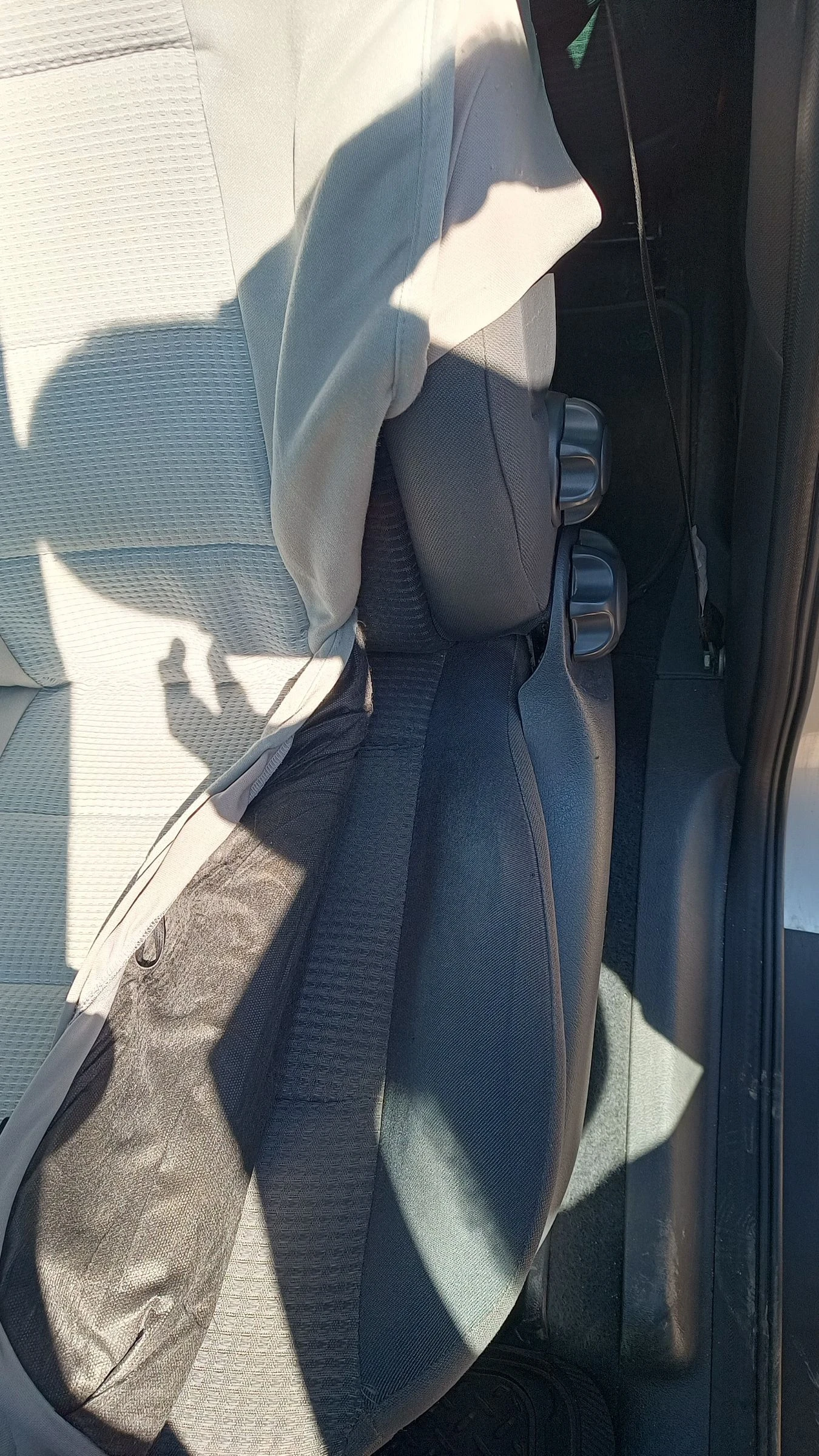 VW Sharan 1.9tdi, снимка 7 - Автомобили и джипове - 54363020