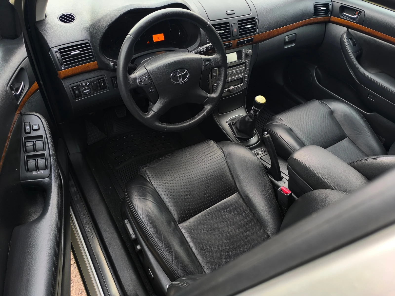Toyota Avensis FACE LIFT-2.0D4D-126��-6 ��������-����-����������� | Mobile.bg � ����������� 10