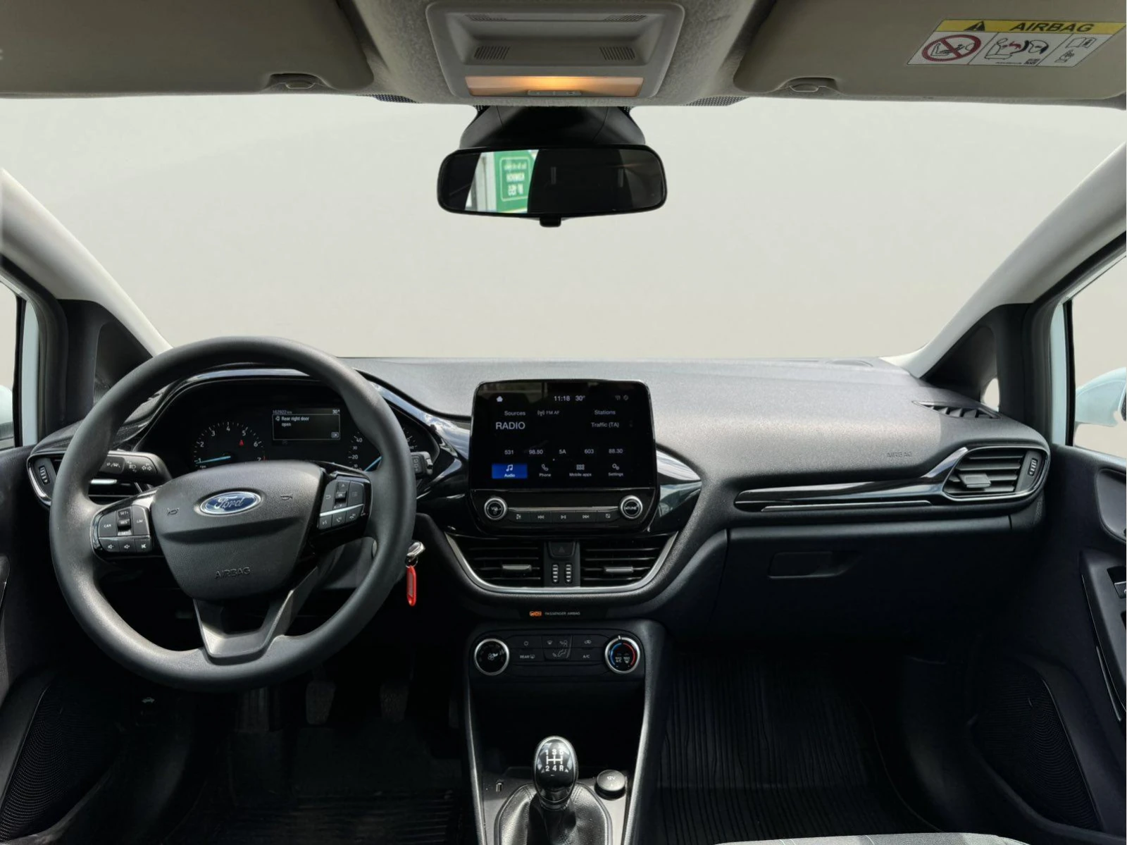 Ford Fiesta 1.1 Duratec, снимка 11 - Автомобили и джипове - 54756040