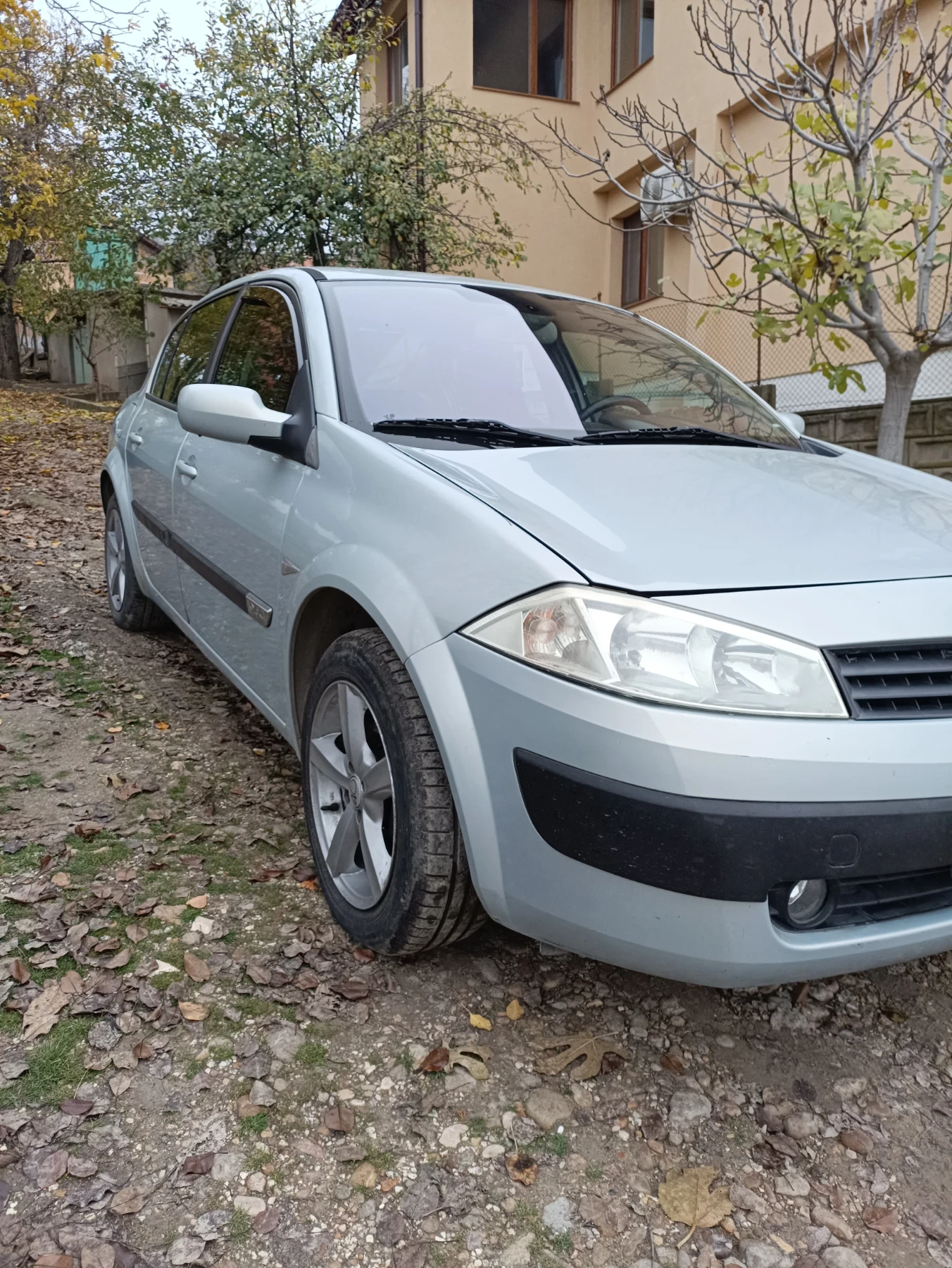 Renault Megane 1.9dci 120к.с., снимка 4 - Автомобили и джипове - 54894142