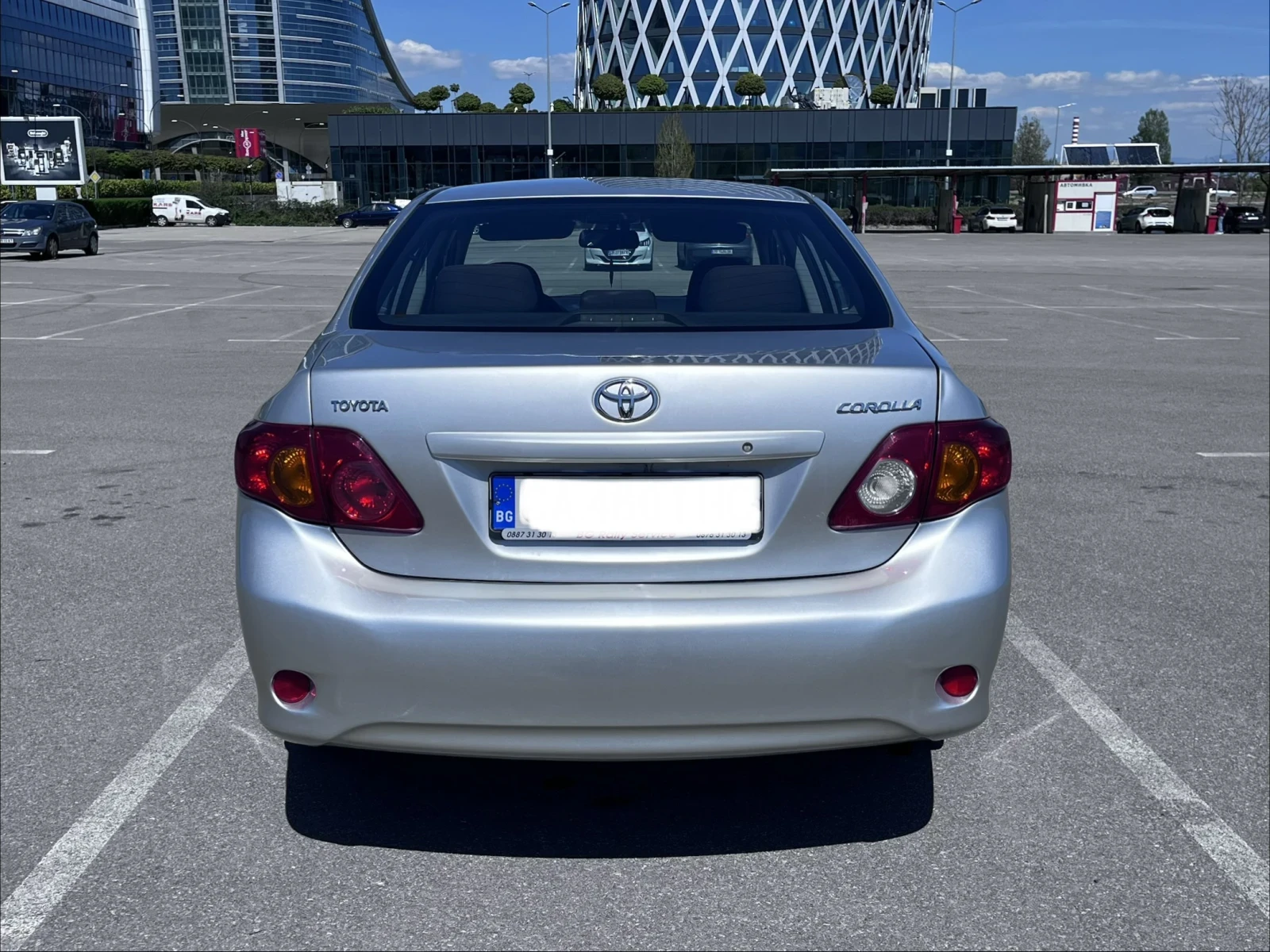 Toyota Corolla 2.0 D4-D 126 KEYLESS , снимка 5 - Автомобили и джипове - 55266831
