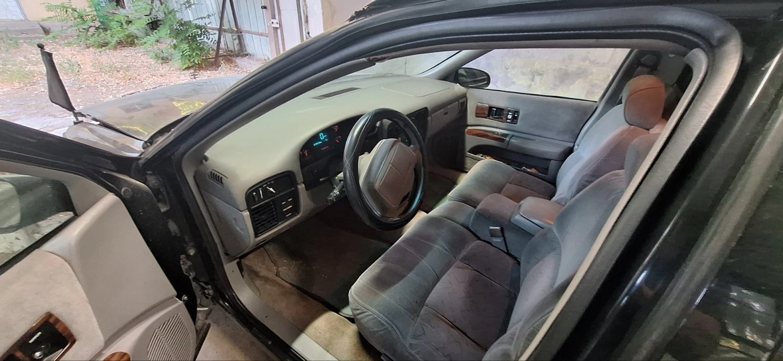Chevrolet Caprice 5.0, снимка 8 - Автомобили и джипове - 55554557
