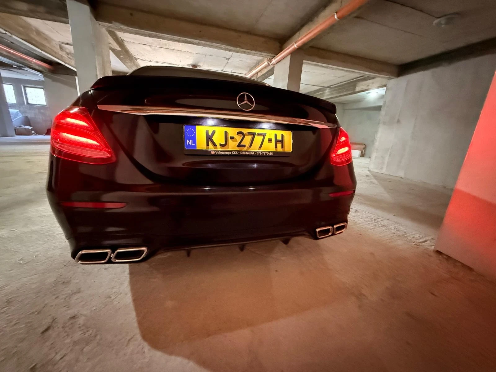 Mercedes-Benz E 200, снимка 12 - Автомобили и джипове - 55751145