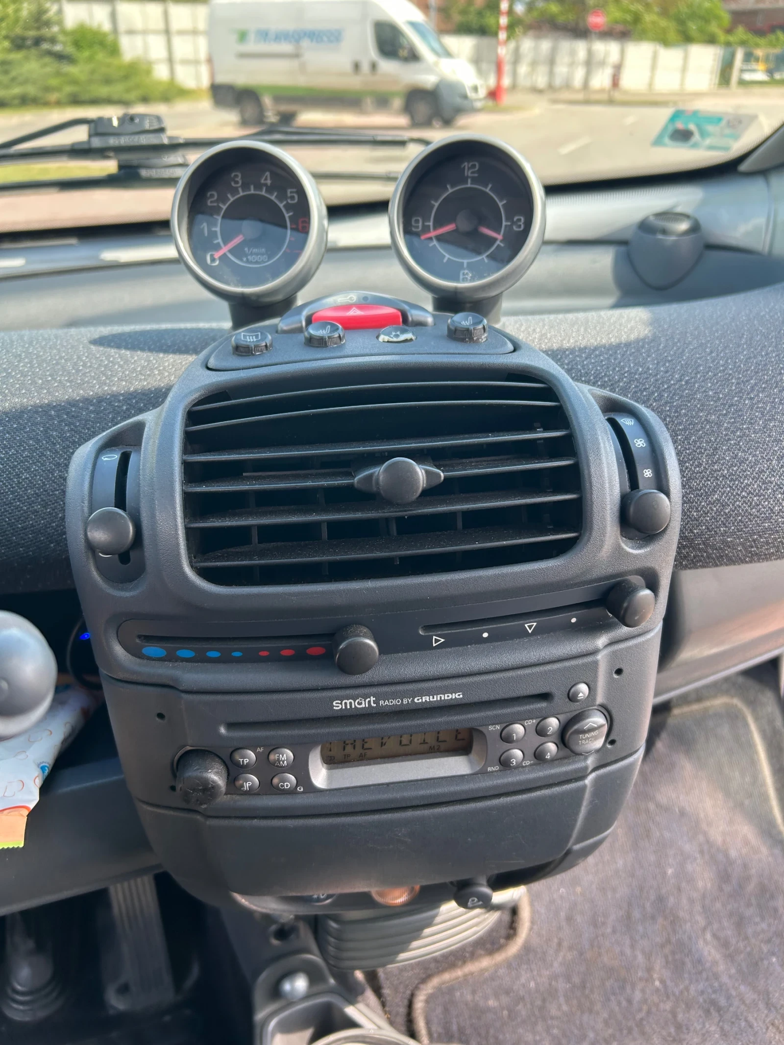 Smart Fortwo MC, снимка 5 - Автомобили и джипове - 56685011